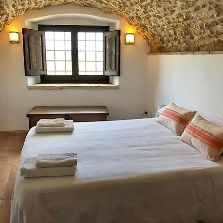 Chalet Aricus Rural: Cal Tià Girona